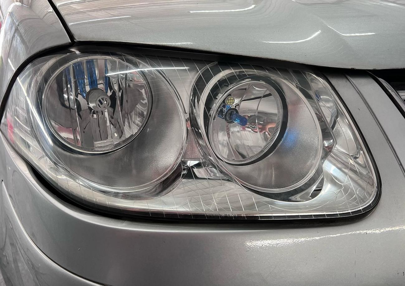 Farol recuperado e polido em closeup